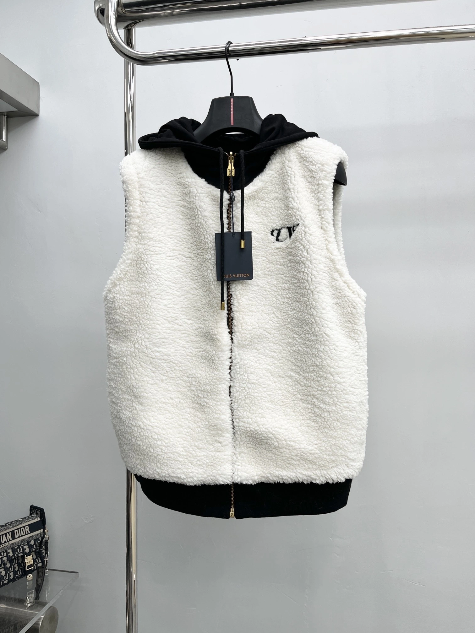 wg.luxury-- 8V reversible Cotton item: E-F443J1642H